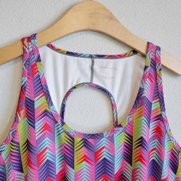 Fabletics Women's Embra Keyhole Athletic Sweat Wicking Tank Top Sz L - Picture 4 of 7